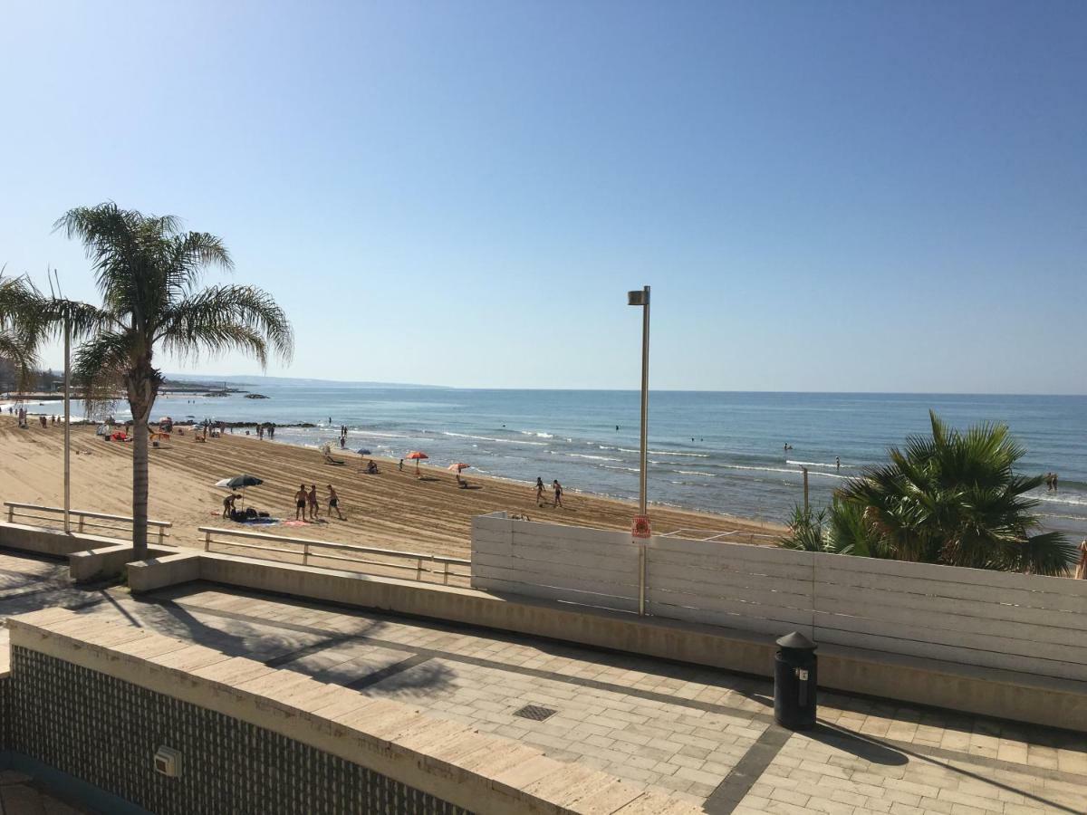 L'Onda Bed and Breakfast Marina di Ragusa Εξωτερικό φωτογραφία