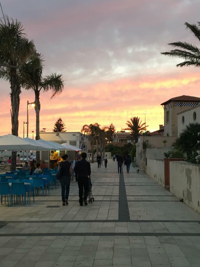 L'Onda Bed and Breakfast Marina di Ragusa Εξωτερικό φωτογραφία